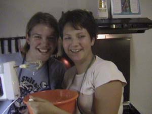 Making my mother's famous banna bread with Zuzka Fabriciova, my 'Slovak sister'!!
